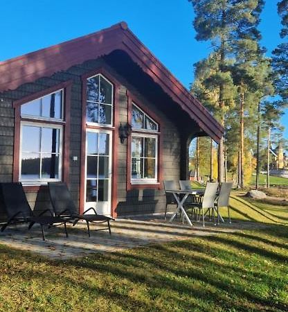 Lakeside Log Cabin Fraemby Udde 팔룬 외부 사진