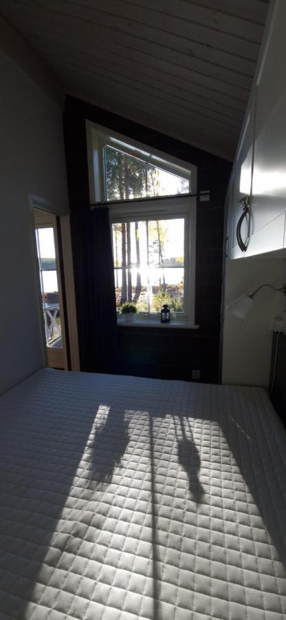 Lakeside Log Cabin Fraemby Udde 팔룬 외부 사진